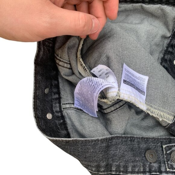 VINTAGE Levi's Trucker Denim Jacket Gray Small - Picture 6 of 7